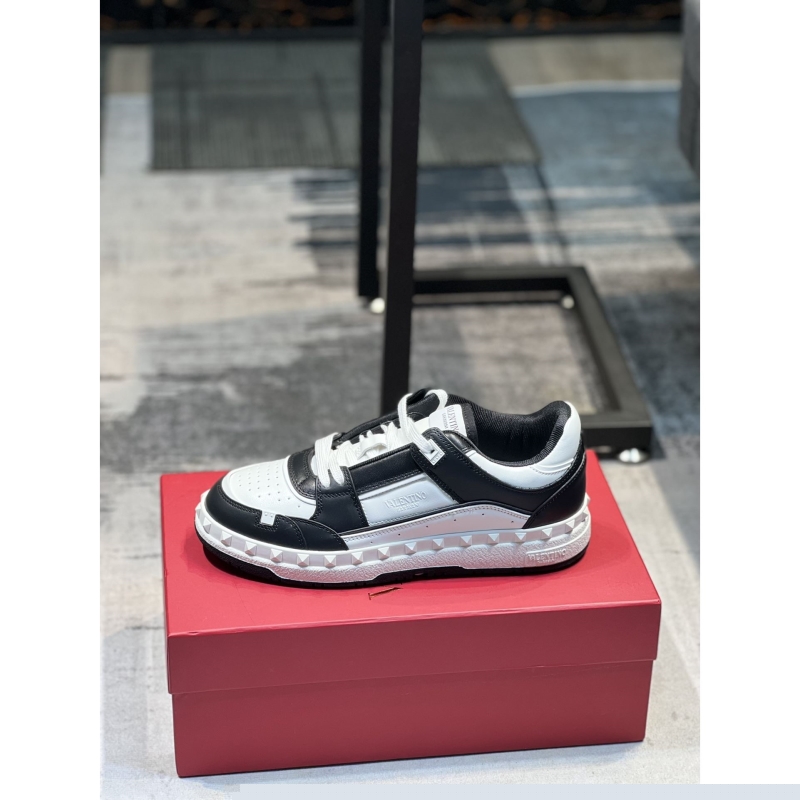 Valentino Sneakers